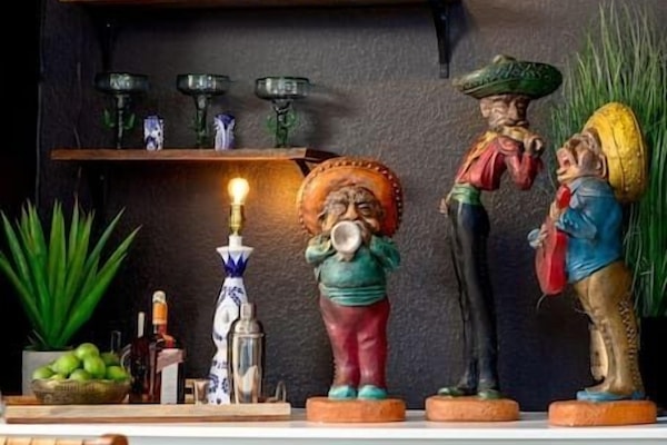 Margarita bar - complete with your own personal mariachi band!