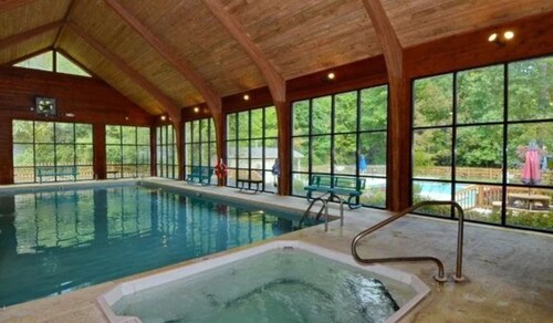 Lovely Mountain Villa-Close to Amenities-Walk to Fairfield Lk