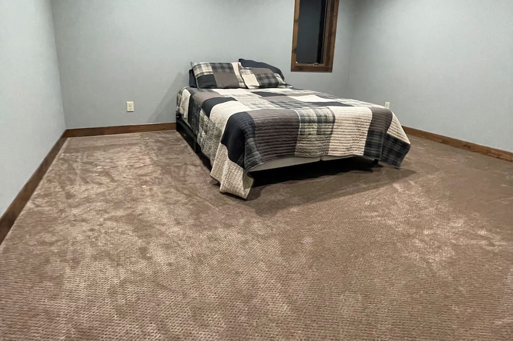 Devils Lake Airbnb & Cheap Cabin Rentals from 39 AirCabins