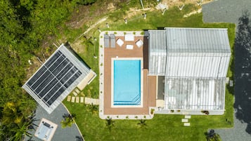 Udendørs pool, opvarmet pool