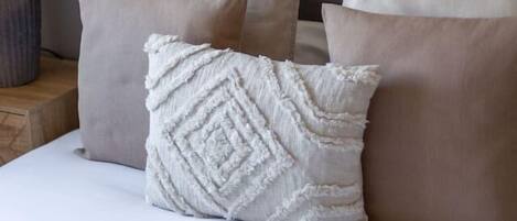 2 Schlafzimmer, Allergikerbettwaren, Bügeleisen/Bügelbrett