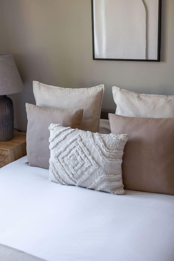 2 soverom, allergitestet sengetøy og strykejern/-brett