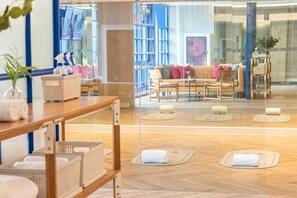 Yoga - Blue Hippo Hotel (Samut Prakan)