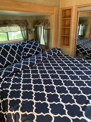 2 Schlafzimmer, Bettwäsche