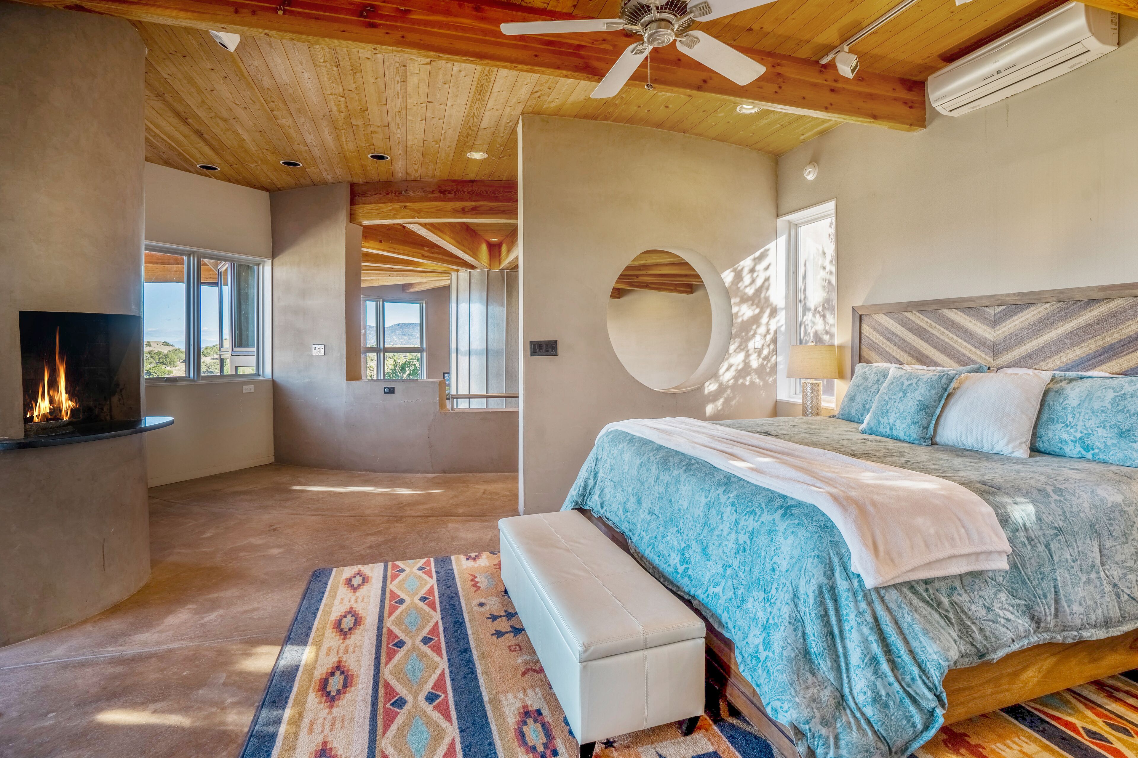 Desert Elegance on Abiquiu Lake