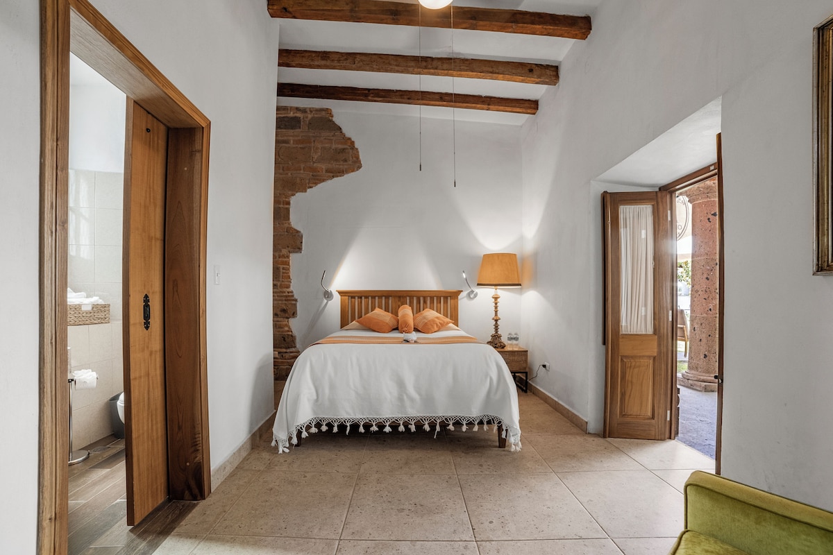 Junior Room, 1 Bedroom, Non Smoking, Garden View | Frette Italian sheets, premium bedding, down comforters