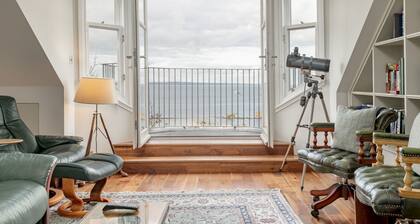 Gillespie Apartments | Spectacular Penthouse