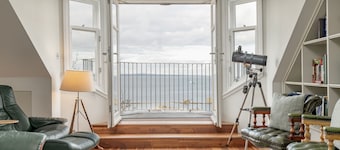 Gillespie Apartments | Spectacular Penthouse