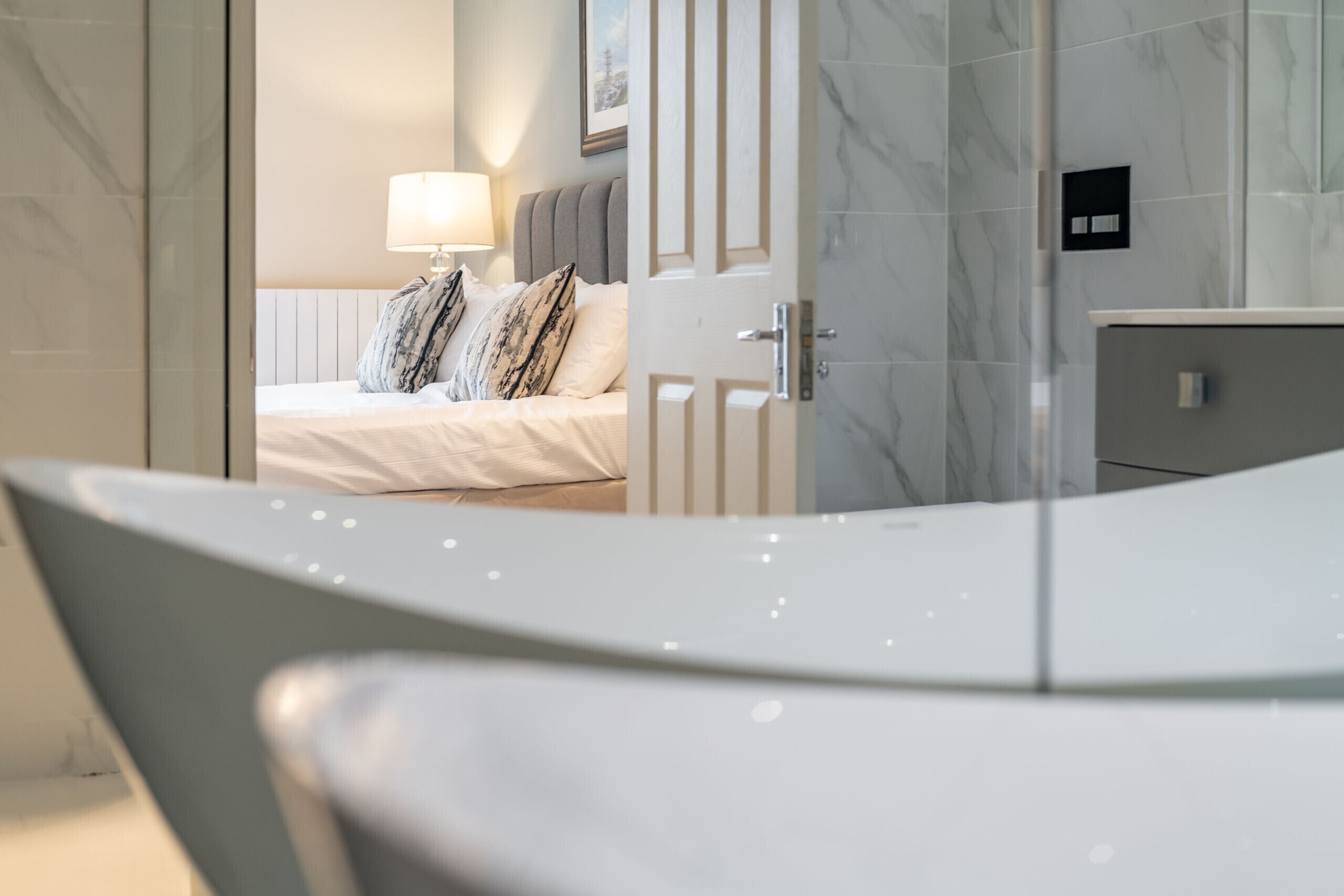 2 Schlafzimmer, Bügeleisen/Bügelbrett, kostenloses WLAN, Bettwäsche