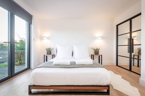1 Schlafzimmer, Bügeleisen/Bügelbrett, kostenloses WLAN, Bettwäsche