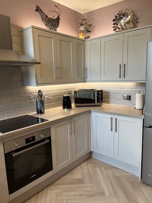 Fridge, microwave, oven, dishwasher