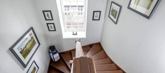 South Street Apartments (No 14G)