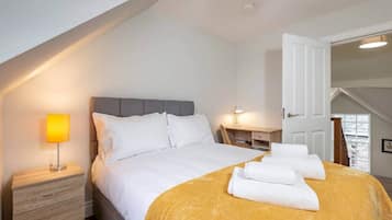 2 bedrooms, hypo-allergenic bedding available, iron/ironing board