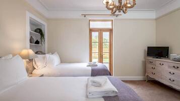 3 habitaciones, tabla de planchar con plancha y wifi gratis