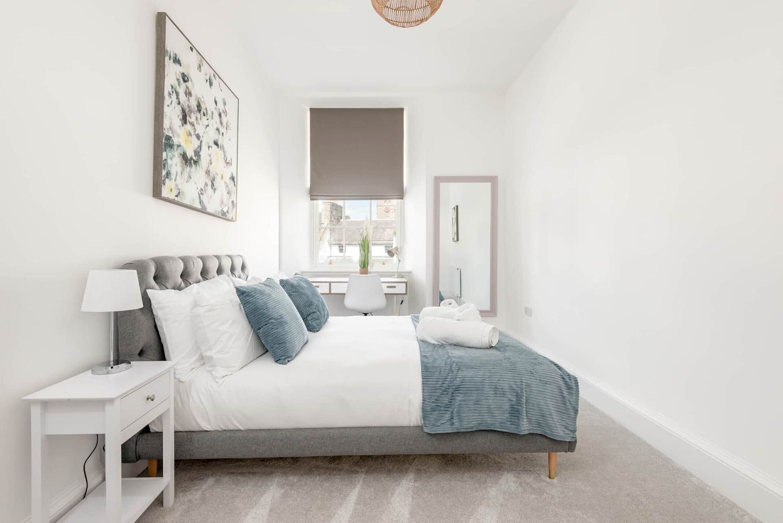 2 bedrooms, desk, iron/ironing board, travel crib