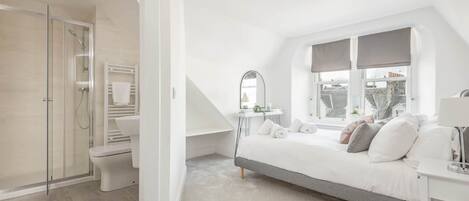 1 soveværelse, allergivenligt sengetøj, strygejern/strygebræt