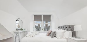 1 bedroom, hypo-allergenic bedding available, iron/ironing board