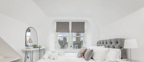 1 bedroom, hypo-allergenic bedding, iron/ironing board, free WiFi