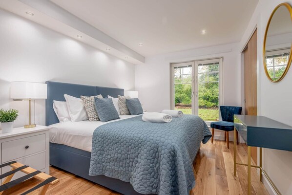 3 chambres, fer et planche à repasser, Wi-Fi gratuit, draps fournis