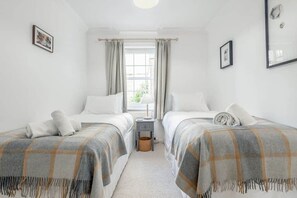 2 soverom, strykejern/-brett, wi-fi (inkludert) og sengetøy