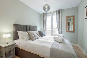 2 Schlafzimmer, Bügeleisen/Bügelbrett, kostenloses WLAN, Bettwäsche