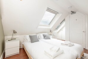 4 Schlafzimmer, Allergikerbettwaren, Bügeleisen/Bügelbrett