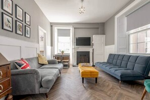 Televisor i llar de foc 