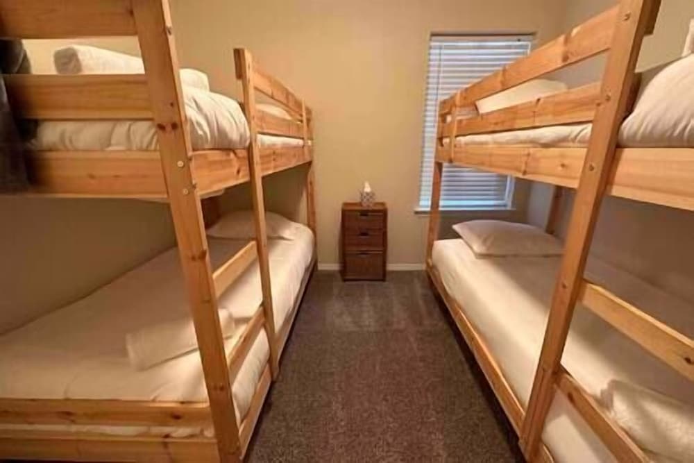 Visit Rip’s Cabin in the Heart of Prineville Prineville Vrbo