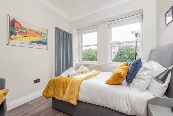 2 Schlafzimmer, Bügeleisen/Bügelbrett, kostenloses WLAN, Bettwäsche