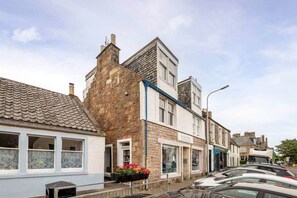 Parking - The Loft on the Lane | Crail (Crail)