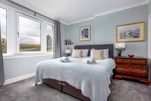 5 habitaciones, escritorio, tabla de planchar con plancha y wifi gratis