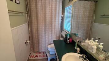 Hair dryer, towels, soap, shampoo