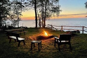 Property grounds - !!Private Beach Access!! ~Cozy Lake Superior Cabin (Ironwood)