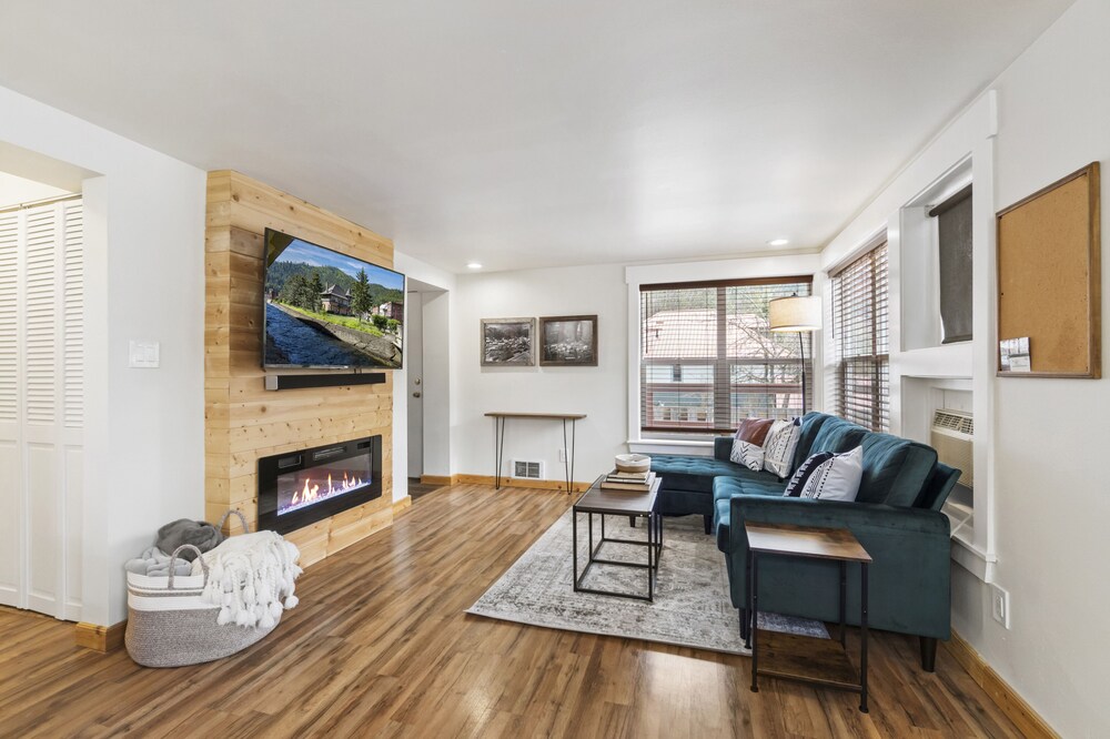 Evergreen Escape in Historic Wallace