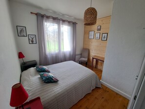 4 bedrooms
