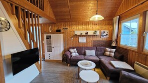 TV, DVD player, ping pong, books - Swedish vacation home on Lake Userin (Userin)