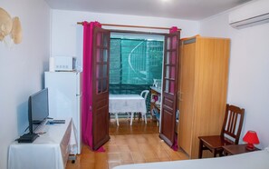 1 bedroom, iron/ironing board, WiFi, bed sheets - Air-conditioned studio Lower villa (Fort-de-France)