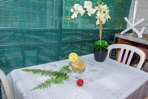 Dining - Air-conditioned studio Lower villa (Fort-de-France)