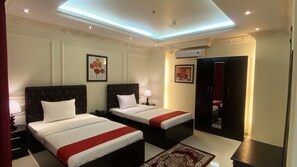 Deluxe Twin Room | Premium bedding, minibar, in-room safe, desk - Majestic Hotel (Doha)