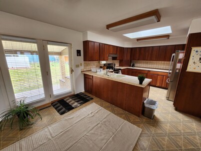 Entire House Near Yellowstone