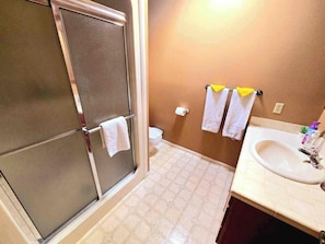 Towels, toilet paper