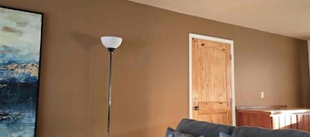 Entire House Near Yellowstone