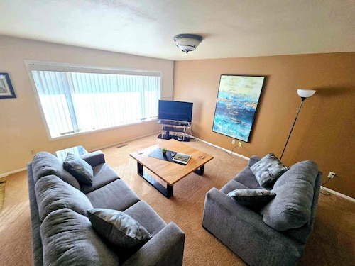Entire House Near Yellowstone