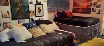 The Love Lounge Miami Beach & its 420 Friendly 