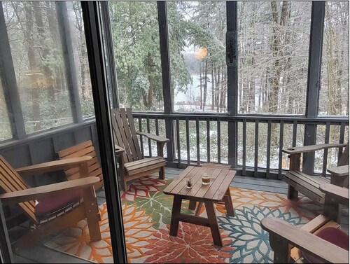 Cozy Cabin in the Berkshires