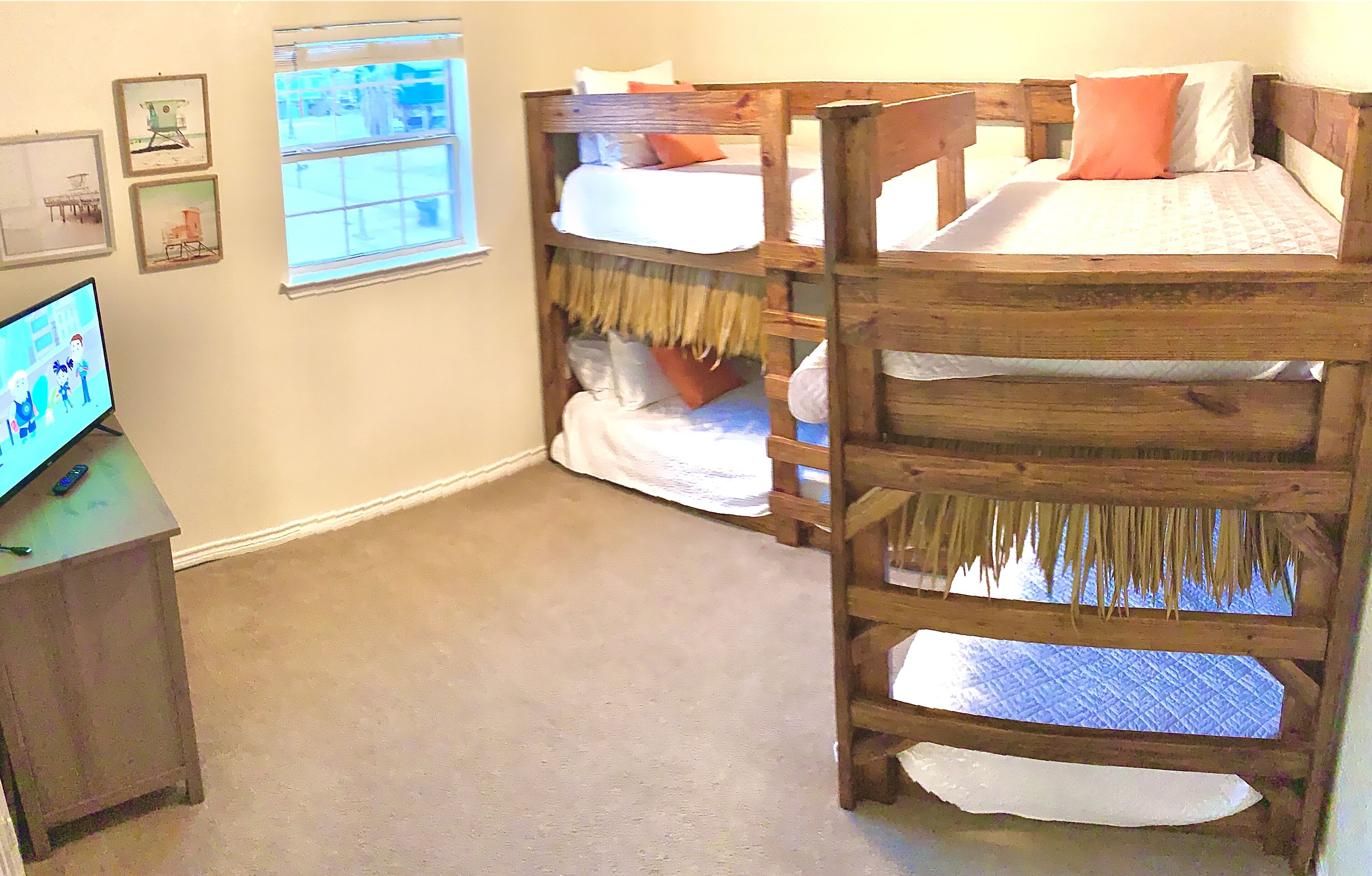Tiki Torch Dock House - Surfside Beach - Sleeps 10