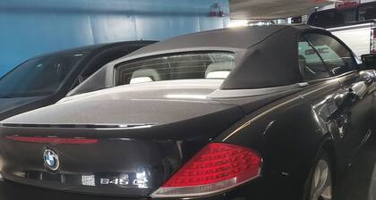 Calm Relaxation Haven in SOUTH BEACH MIAMI that is also 420 Friendly.