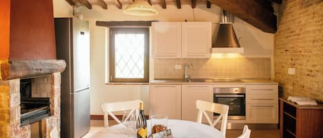 Condo | Private kitchen