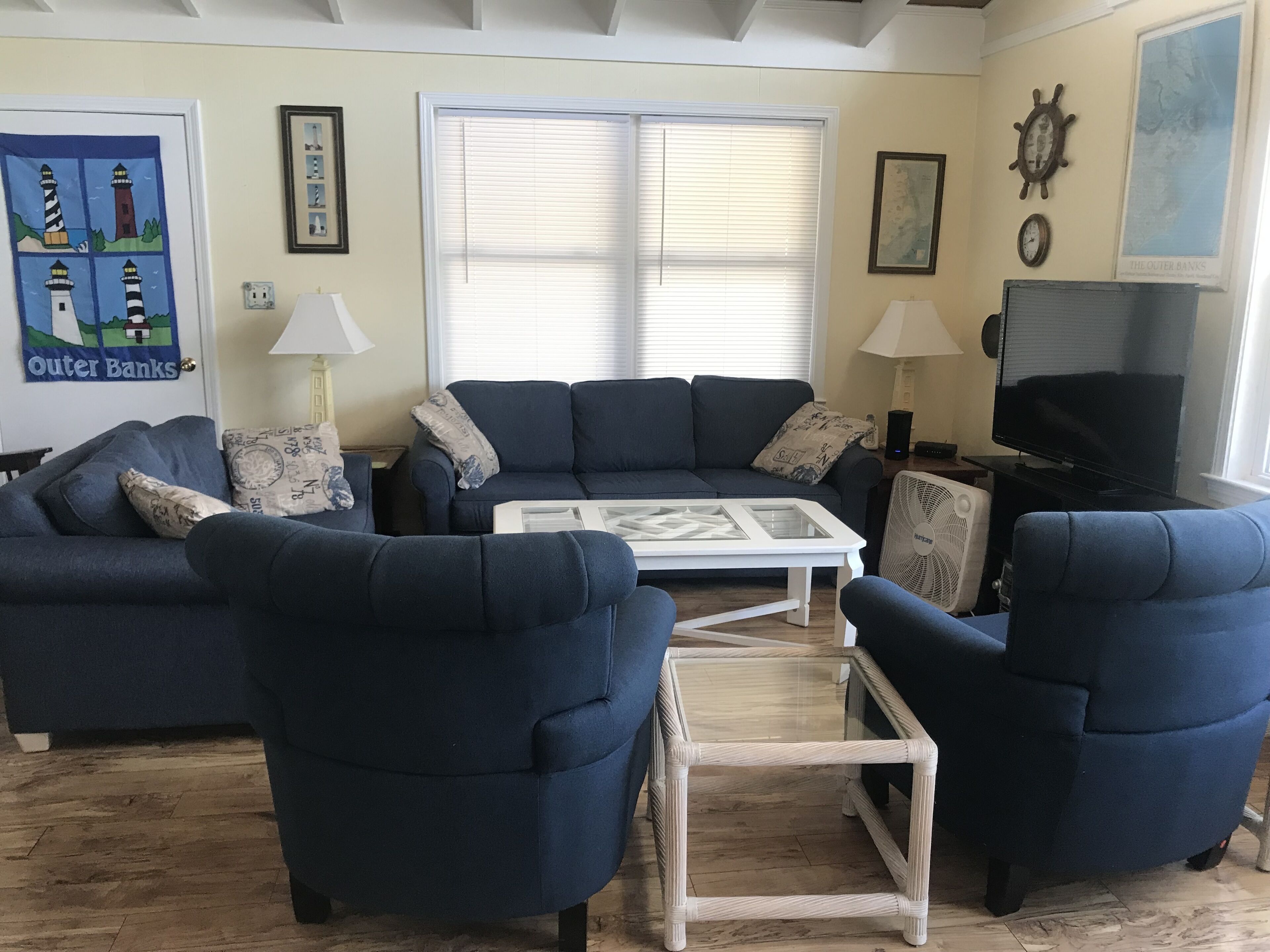 Blue Mere- Oceanside, 450 ft to Beach Walkway, Avon NC, USA!