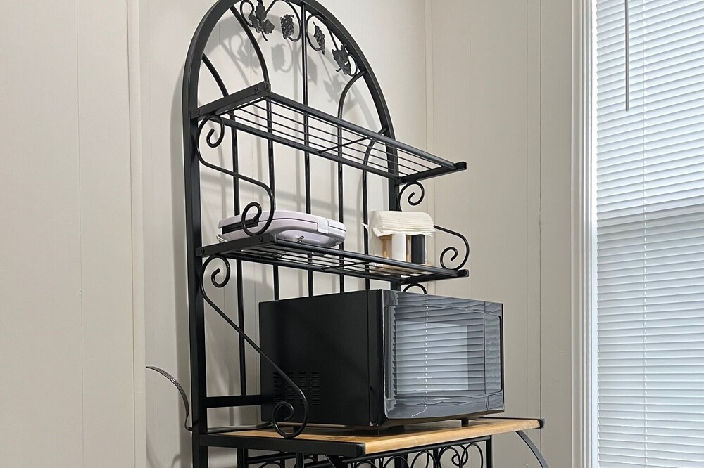 Cozy 1 Bedroom, Ideal for Traveling Professionals